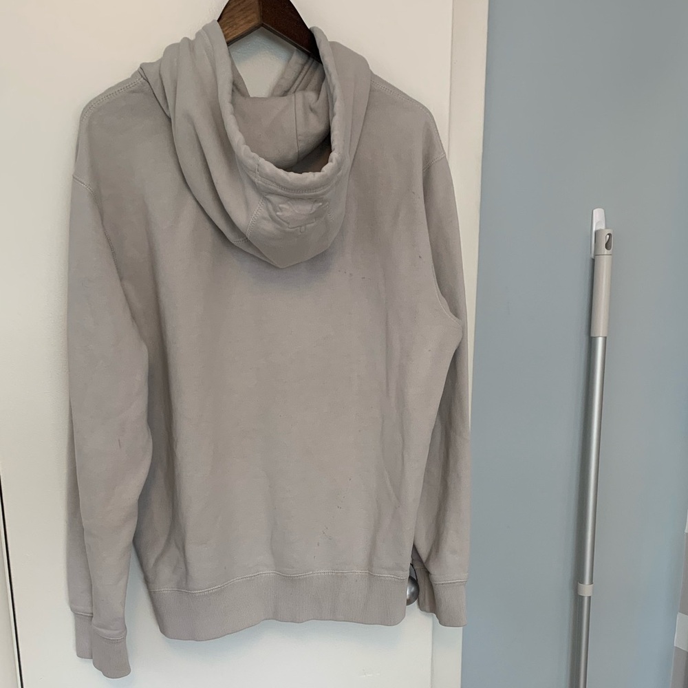 Roots hoodie size large.In pale grey - Picture 5 of 8